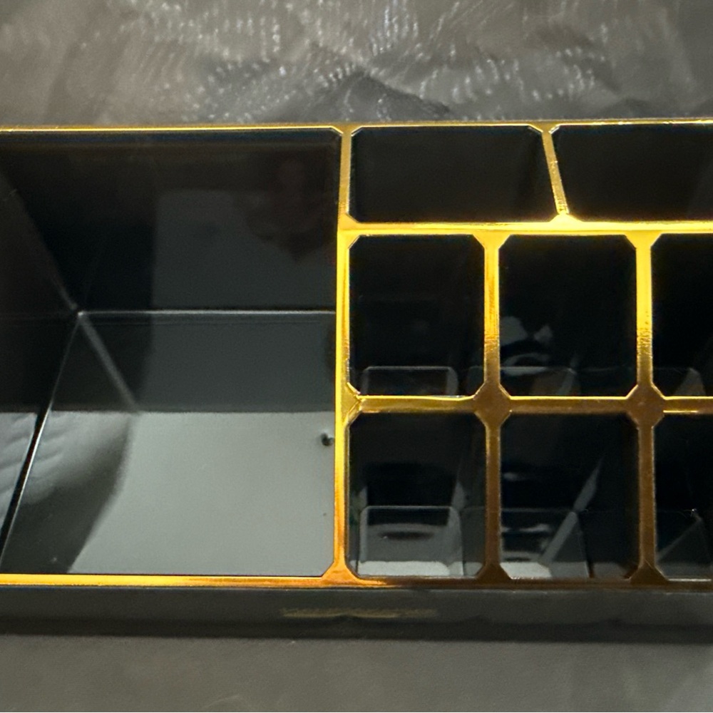 MannaKadar Black and Gold Cosmetic Organizer - 9 Compartments